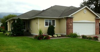 200 W 2nd St Unit B, Nooksack, WA 98247