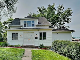 212 Division St E, Buffalo, MN 55313
