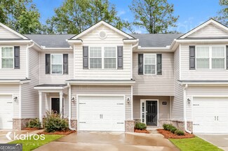 613 Ferguson Ln, Richmond Hill, GA 31324