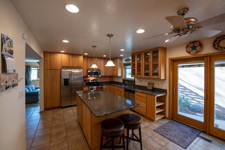 413 Live Oak Loop NE, Albuquerque, NM 87122