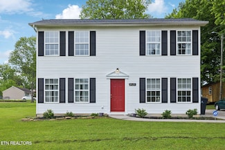 3923 Oakland Dr, Knoxville, TN 37918