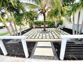 1119 S Ridge St, Lake Worth, FL 33460