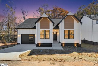 120 Lyman Ave, Duncan, SC 29334