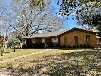 2701 Hickman Ave, Picayune, MS 39466