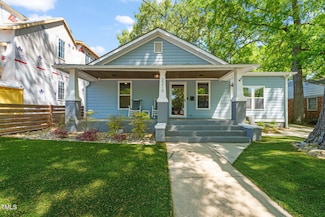 2210 Bedford Ave, Raleigh, NC 27607
