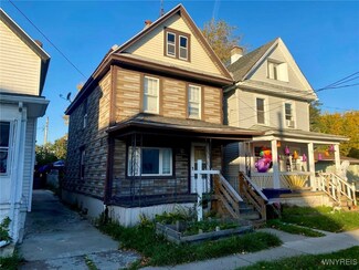 82 Bush St, Buffalo, NY 14207