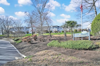 1 Hunters Run, Cromwell, CT 06416