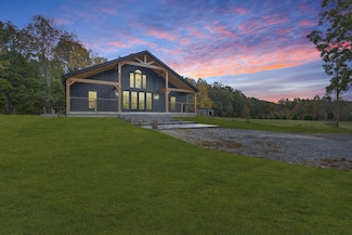 3320 Slayden Marion Rd, Cumberland Furnace, TN 37051