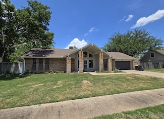 1017 W H St, Jenks, OK 74037