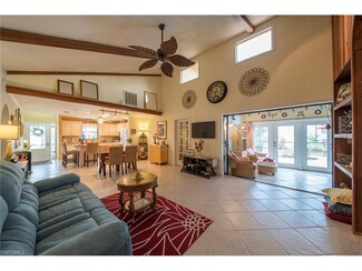 27447 Pelican Ridge Cir, Bonita Springs, FL 34135