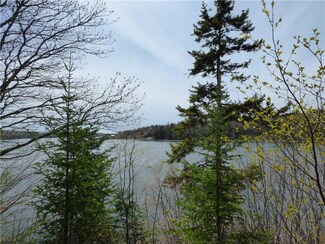 148 Patten Point Rd, Saint George, ME 04860
