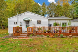 2961 Pointe Aux Barques Rd, Port Austin, MI 48467