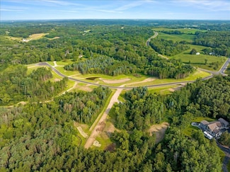 1186 60th St, Saint Joseph Township, WI 54016