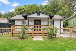 315 Saint James, San Antonio, TX 78202
