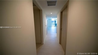 1000 Brickell Plaza Unit 4905, Miami, FL 33131