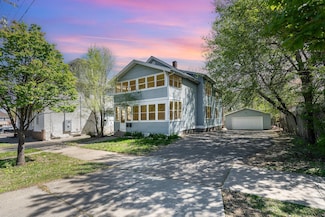 560 Stryker Ave, Saint Paul, MN 55107