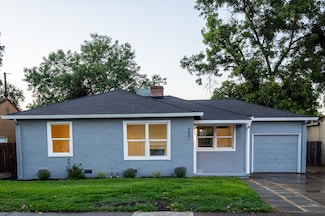 4541 Summit Way, Sacramento, CA 95820