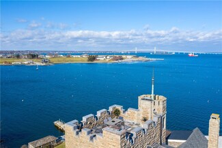 127 Harrison Ave Unit 6, Newport, RI 02840