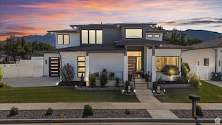 10941 S Bella Marini Ln, Sandy, UT 84070