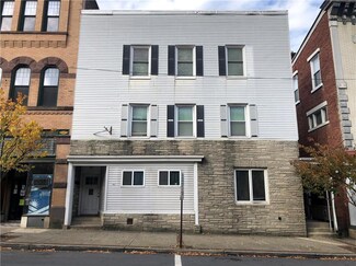 642 Main St, Slatington, PA 18080