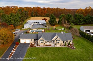 137 Meirs Rd, Cream Ridge, NJ 08514