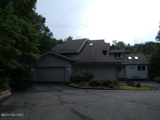 9828 Trillium Trail, Bridgman, MI 49106