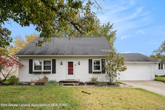 2212 Holiday Ln, Lansing, MI 48917