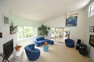 1320 Bancroft St, San Diego, CA 92102