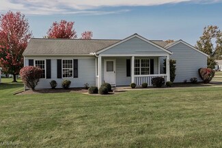 6812 Farmingdale Ln Unit L53, Mentor, OH 44060