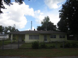 301 Aubrey St, Brunswick, GA 31523
