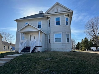 515 N Kingston St, Caledonia, MN 55921