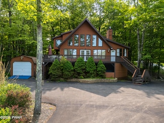 22 Woodridge Dr, Lake Ariel, PA 18436