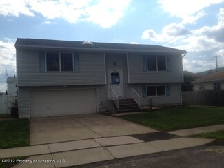 130 W Hall St, Kingston, PA 18704