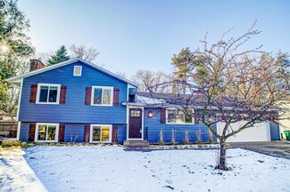 2654 Hidden Valley Ln, Stillwater, MN 55082