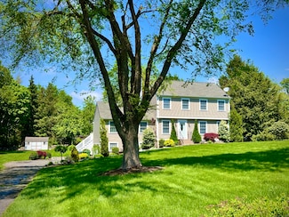 12 Platt Dr, Prospect, CT 06712