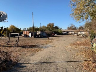 1770 Beehive Dr, Firebaugh, CA 93622