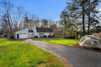 5 Arbutus Ave, Chelmsford, MA 01824