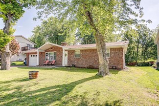 520 E Lake Dr, Edwardsville, IL 62025
