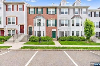 1179 Sycamore Ln, Mahwah, NJ 07430