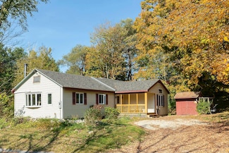 21 Roberts Rd, Manchester, VT 05255