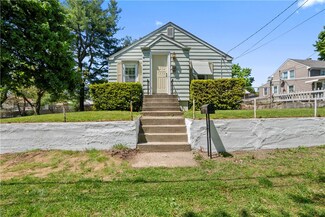 35 Dyerville Ave, Johnston, RI 02919