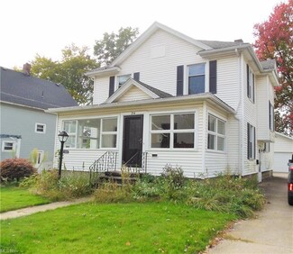 214 Highland Ave, Wadsworth, OH 44281