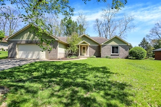 601 Shady Ln, Greenwood, IN 46142