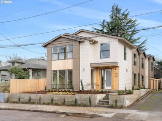 2458 SE 47th Ave, Portland, OR 97206