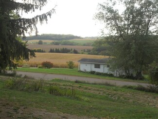 57712 County Rd E, Eastman, WI 54626