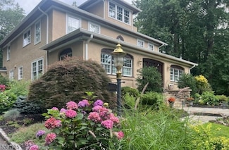137 Boulevard, Mountain Lakes, NJ 07046