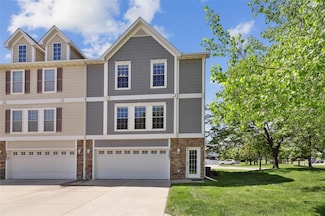 8302 Westown Pkwy Unit 10001, West Des Moines, IA 50266