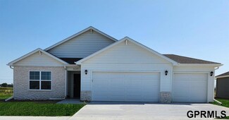 8513 S 184th Way, Omaha, NE 68136