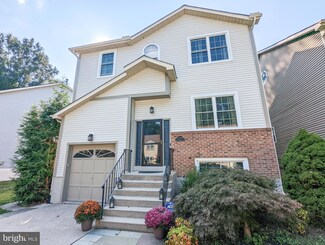 12914 Acorn Hollow Ln, Silver Spring, MD 20906