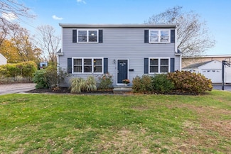 26 Marina Dr, Gloucester, MA 01930